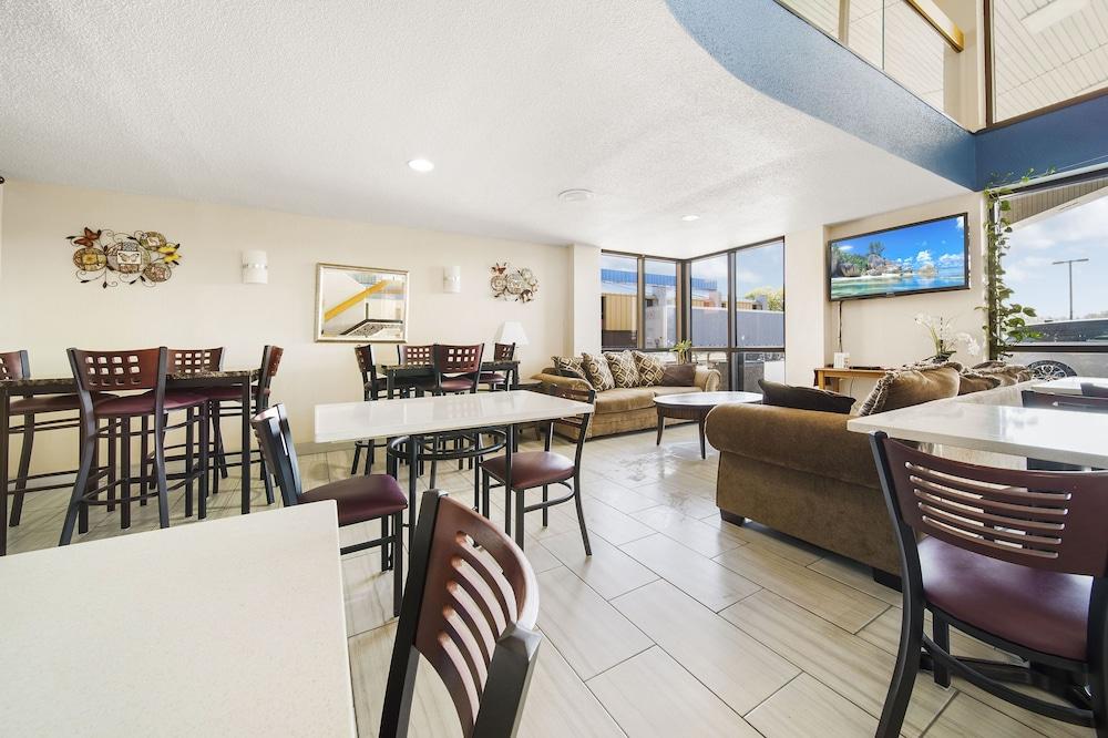 Baymont By Wyndham Muncie Near Ball State University Buitenkant foto