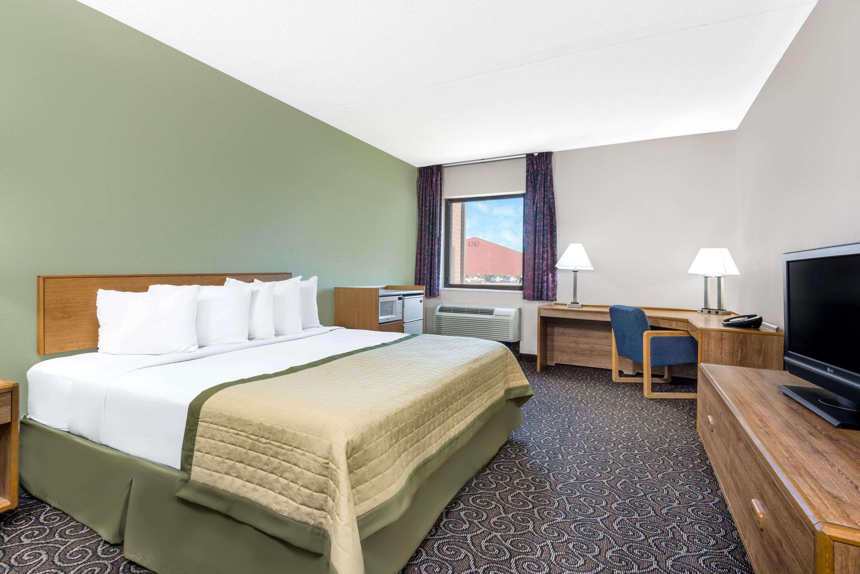 Baymont By Wyndham Muncie Near Ball State University Buitenkant foto