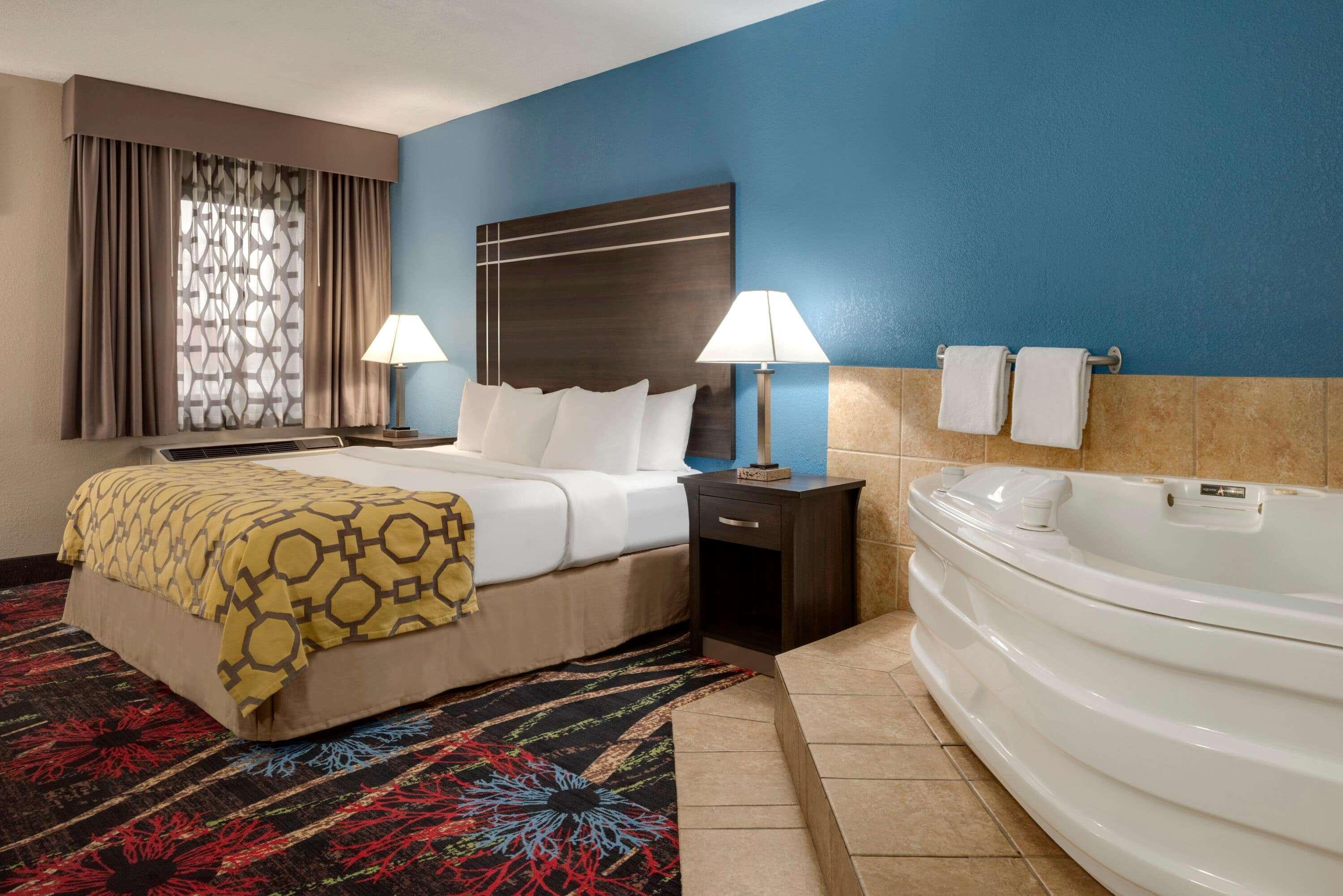 Baymont By Wyndham Muncie Near Ball State University Buitenkant foto